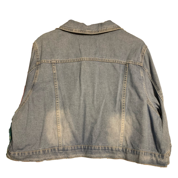 Cropped 3/4 Sleeve Jean Jacket w/ Gold Buttons - Picture 2 of 3